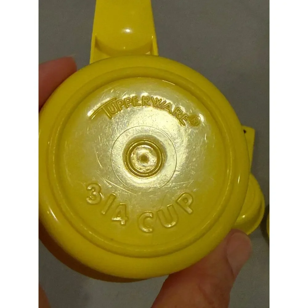 Vintage Tupperware Yellow Measuring Cup Set 4 Piece 1/4 1/3 1/2 3/4 Cup Nesting